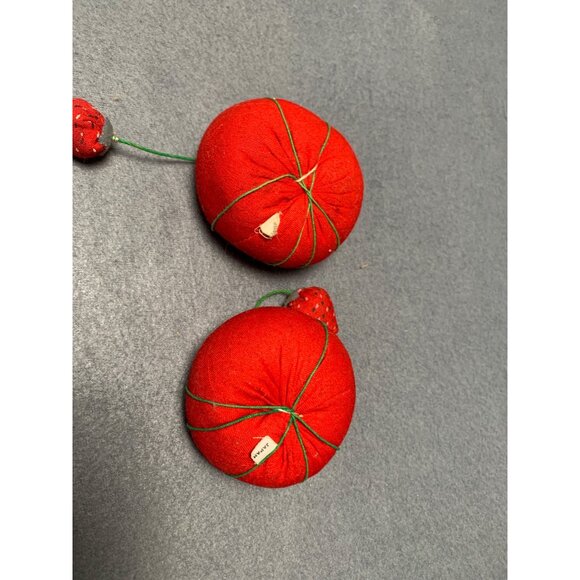Vintage Tomato & Strawberry Pin Cushions Set - Picture 3 of 8